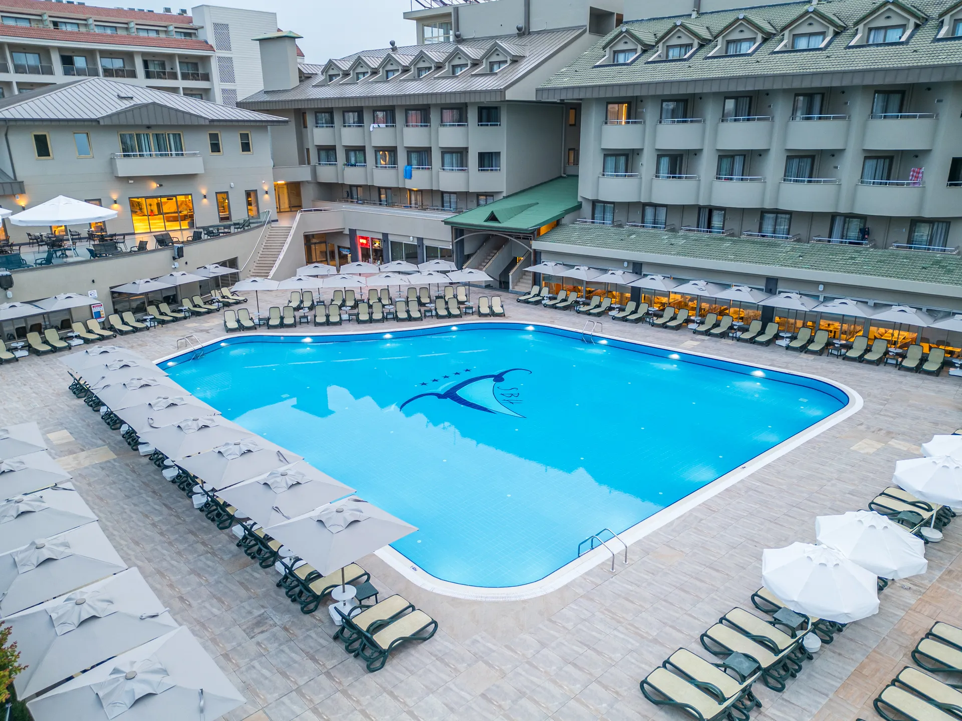 Side Breeze Hotel sahil panoraması